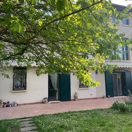 Monte Maino Bed & Breakfast Desenzano del Garda Exterior photo