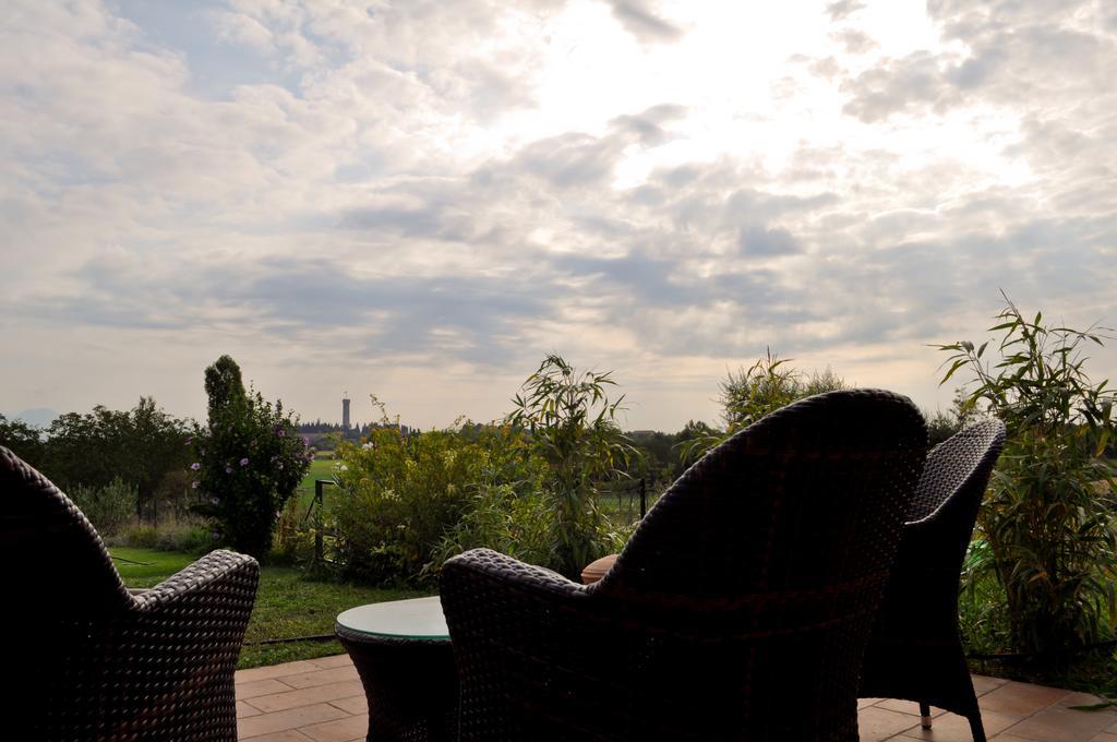 Monte Maino Bed & Breakfast Desenzano del Garda Room photo