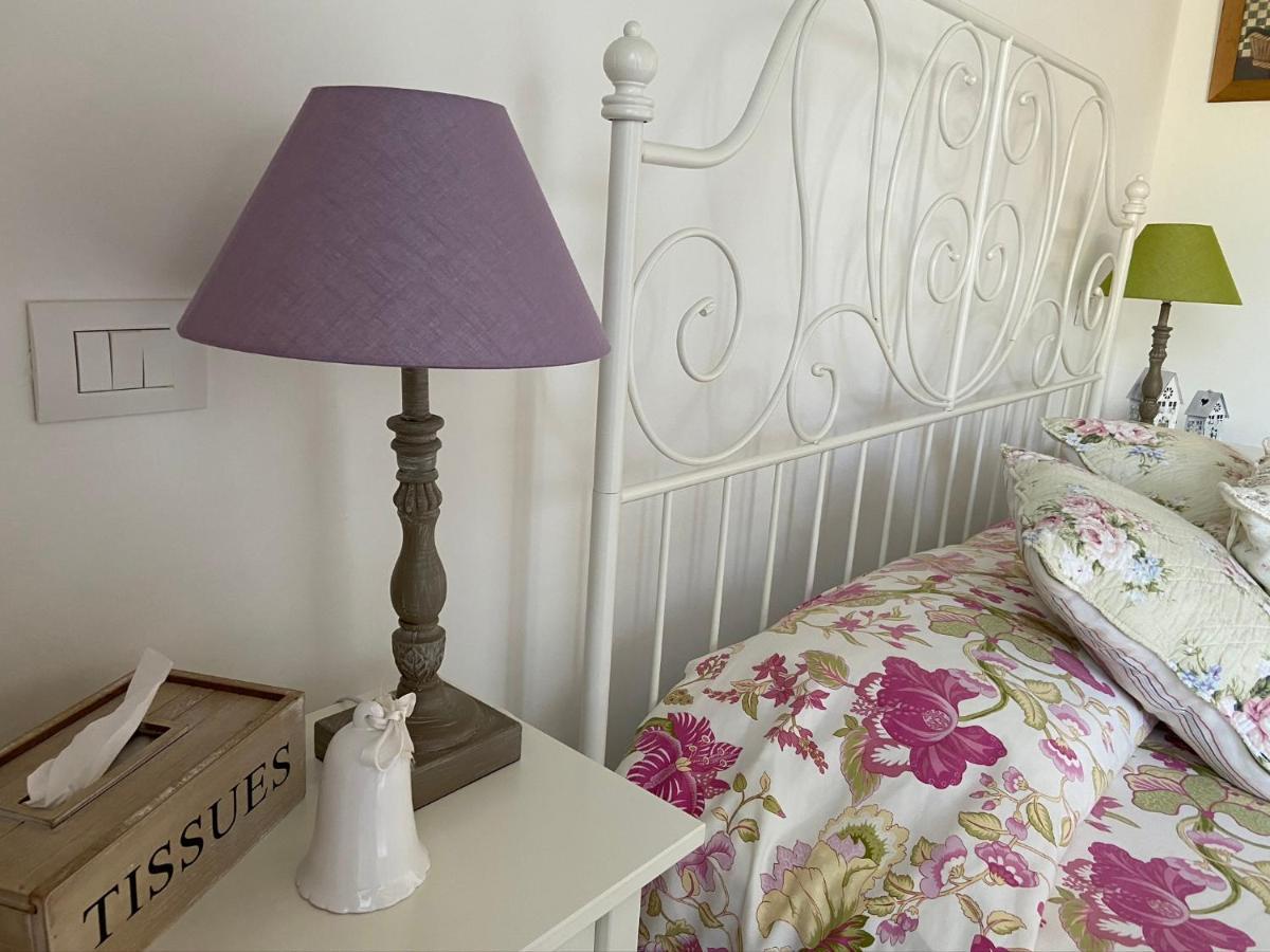 Monte Maino Bed & Breakfast Desenzano del Garda Exterior photo