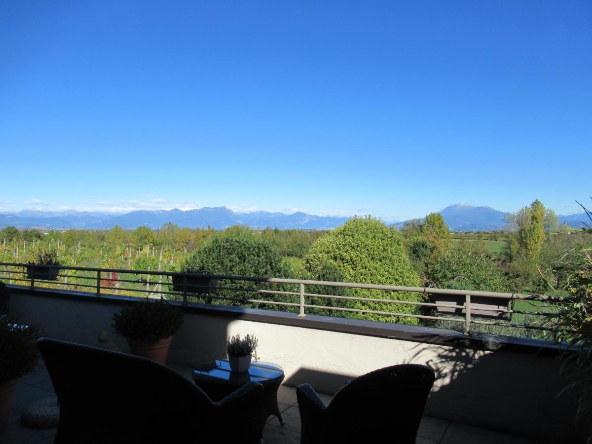 Monte Maino Bed & Breakfast Desenzano del Garda Exterior photo